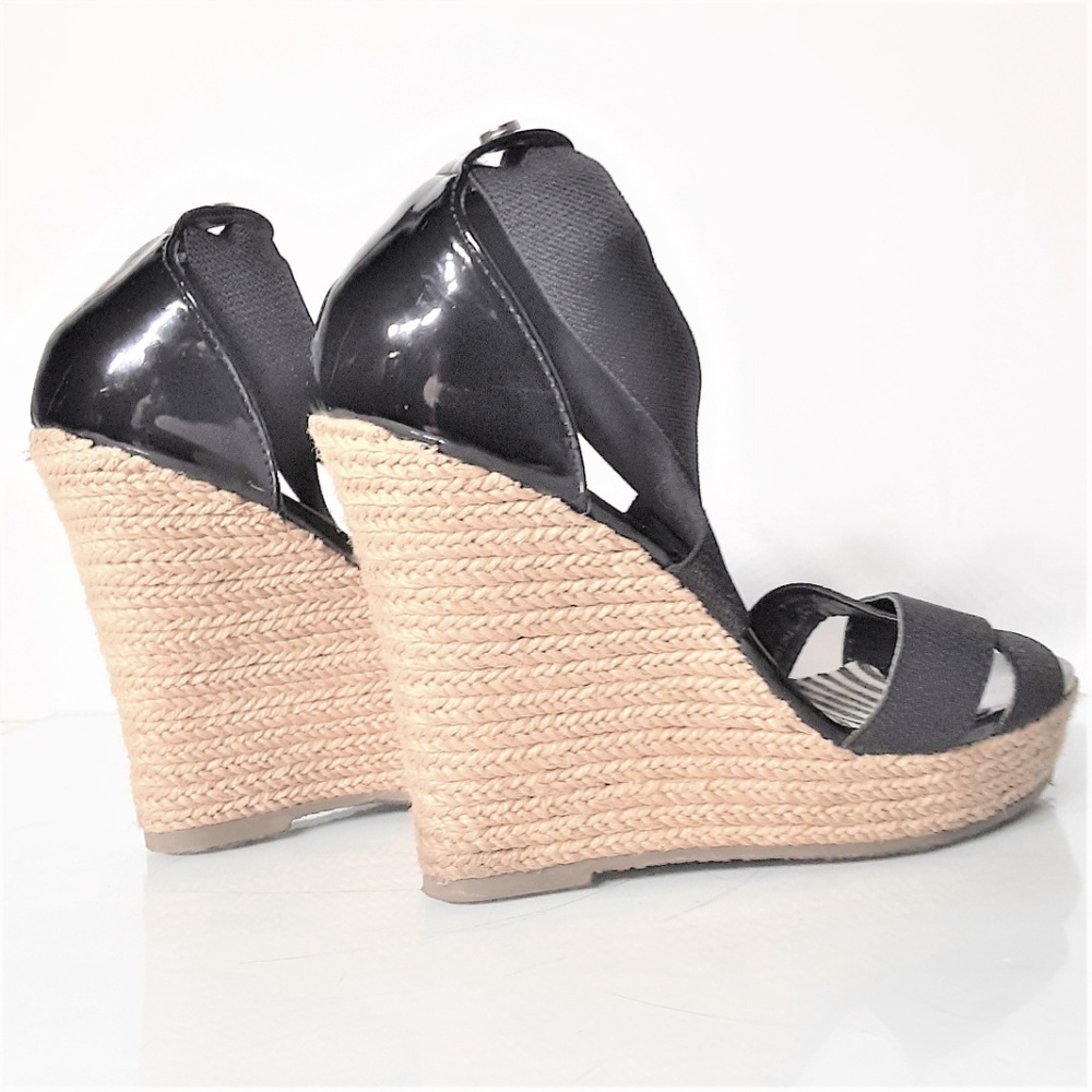 Sold Elsewhere - Picture 5 of 7